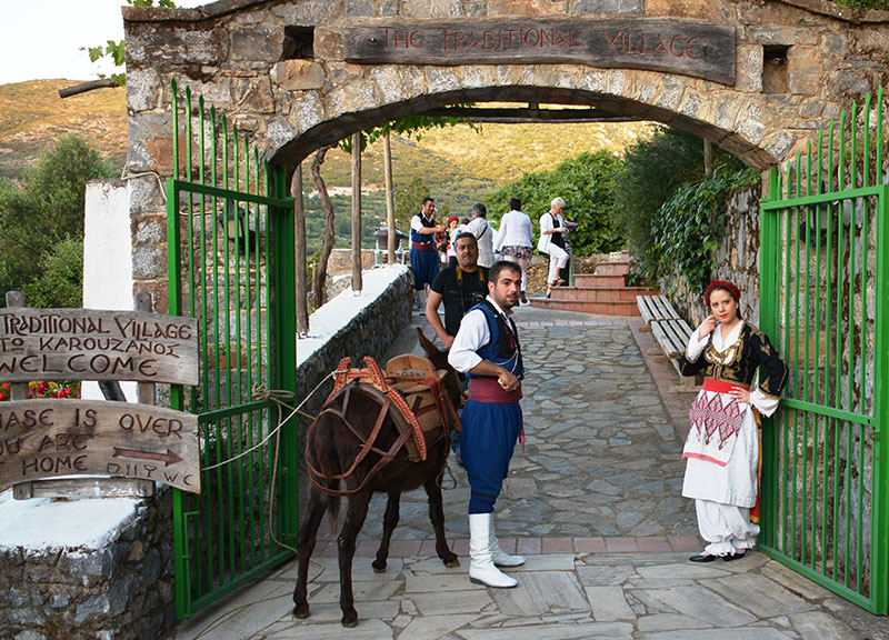 Cretan Folklore Night